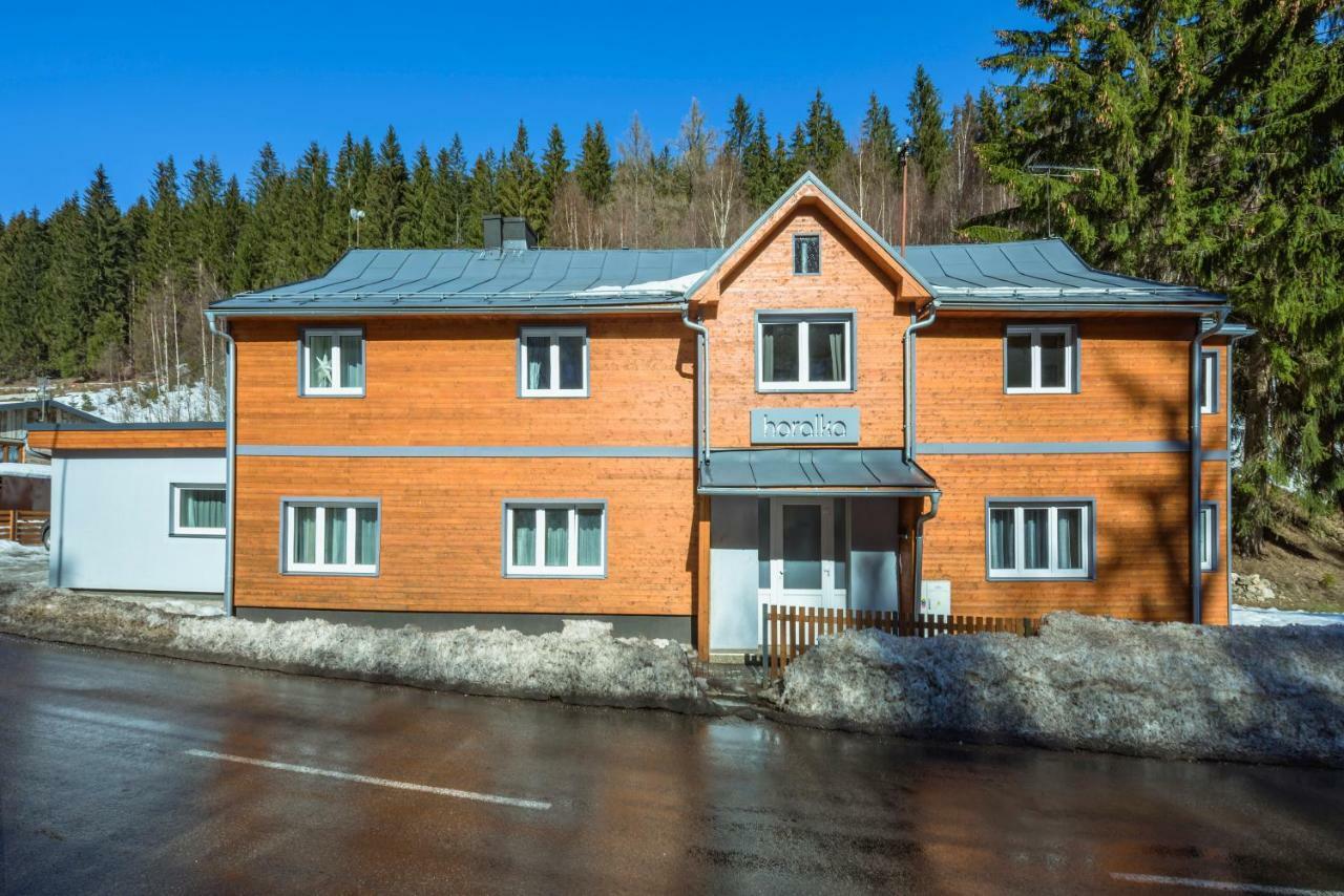 Horalka Apartman Pec Пец под Снежко Екстериор снимка